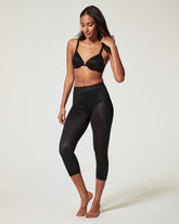 SPANXshapeâ„¢ Invisible Capri | Very Black